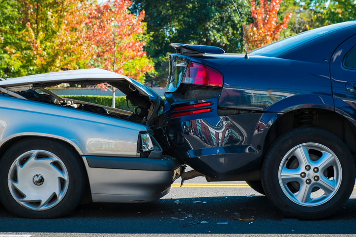 Auto accident injury lawyer